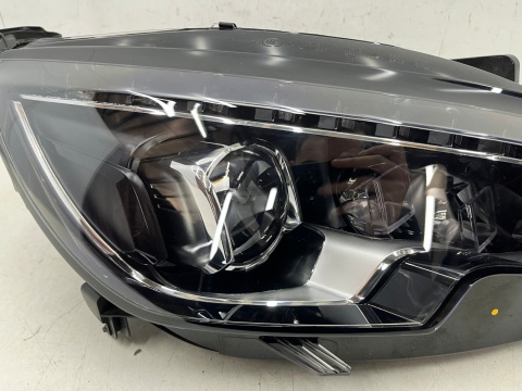 Lampa reflektor Peugeot 308 II T9 13-21r. PRAWA przednia FULL LED Europa prawy przód 9677832380