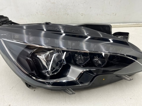 Lampa reflektor Peugeot 308 II T9 13-21r. PRAWA przednia FULL LED Europa prawy przód 9677832380