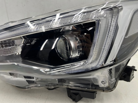 Lampa reflektor Subaru XV II Crosstrek Impreza 5 V GK 17-23r. lewa przednia Bi-LED Europa oryginalna lewy przód