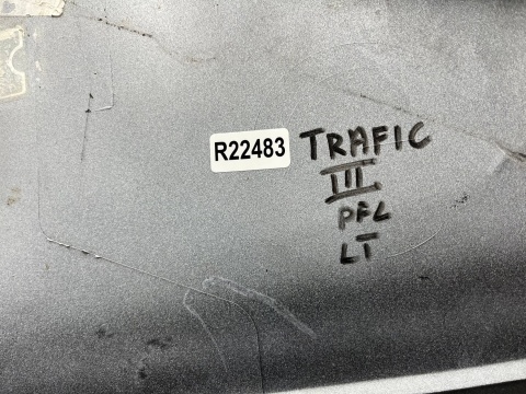 Zderzak tylny Renault Trafic 3 III Fiat Talento Opel Vivaro B 14-19r. tył lewy narożnik PDC 850170388R