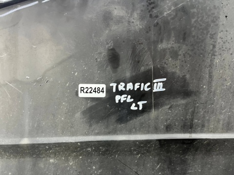 Zderzak tylny Renault Trafic 3 III Fiat Talento Opel Vivaro B 14-19r. tył prawy narożnik 850165246R