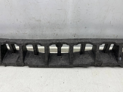 Absorber zderzaka VW Passat B8 14-17r. przednia belka pianka styropian przód 3g0807251