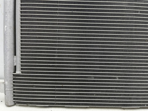 Chłodnica klimatyzacji Vw Golf Passat Tiguan Audi A3 8v Q3 Leon Octavia skraplacz klimy 5Q0816411ar