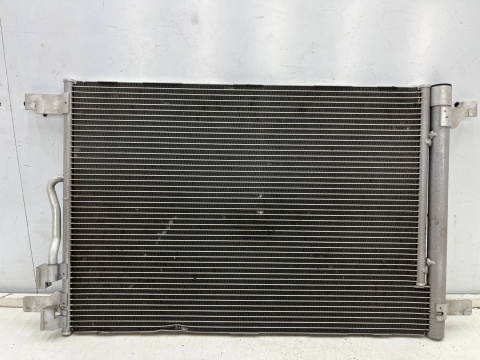 Chłodnica klimatyzacji Vw Golf Passat Tiguan Audi A3 8v Q3 Leon Octavia skraplacz klimy 5Q0816411ar