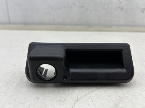Klamka otwierania klapy VW Golf ID.4 ID.5 Buzz Passat Tiguan Octavia Superb Formentor 21r.- przycisk mikrostyk klapy bagażnika