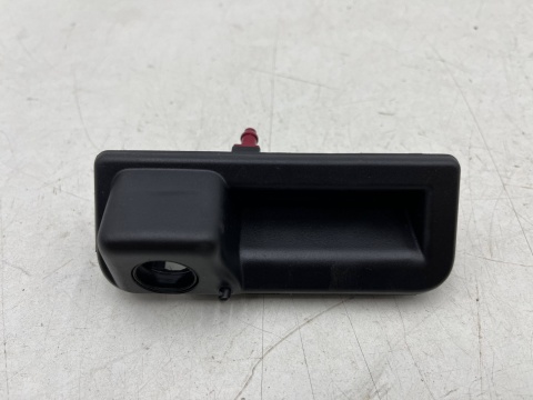 Klamka otwierania klapy VW Golf ID.4 ID.5 Buzz Passat Tiguan Octavia Superb Formentor 21r.- przycisk mikrostyk klapy bagażnika