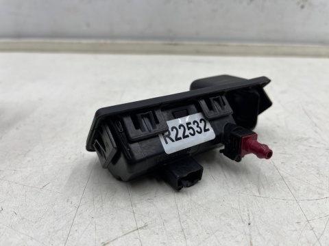 Klamka otwierania klapy VW Golf ID.4 ID.5 Buzz Passat Tiguan Octavia Superb Formentor 21r.- przycisk mikrostyk klapy bagażnika