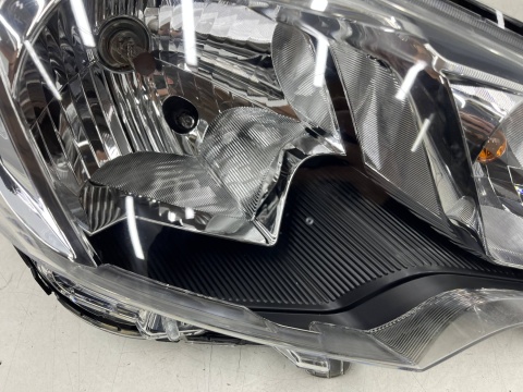 Lampa reflektor Mitsubishi Space Star LIFT 19-24r. prawa przednia ORYGINALNA Europa prawy przód 8301d446