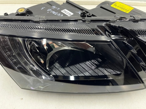 Lampa reflektor Skoda Octavia III 3 LIFT 16-20r. PRAWA przednia na żarówkę H7 DRL LED prawy przód 5e1941016c
