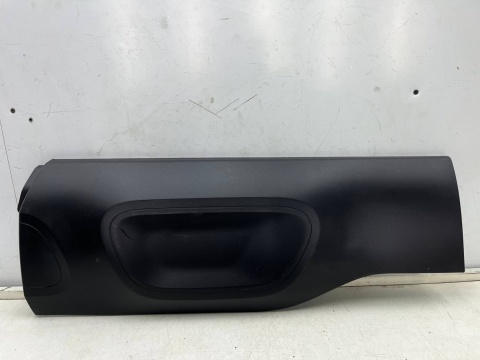 Listwa Citroen C5 Aircross 2017r.- PRAWA tylna dolna nakładka drzwi prawy tył 9820076177