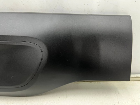 Listwa Citroen C5 Aircross 2017r.- PRAWA tylna dolna nakładka drzwi prawy tył 9820076177