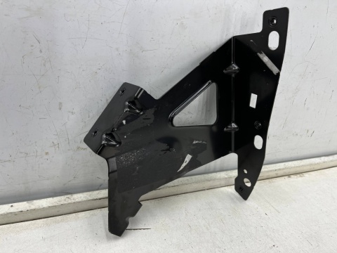 Mocowanie błotnika Citroen Berlingo Partner Rifter Doblo Combo E ProAce City 18r.- NOWY prawy przedni wspornik podpora
