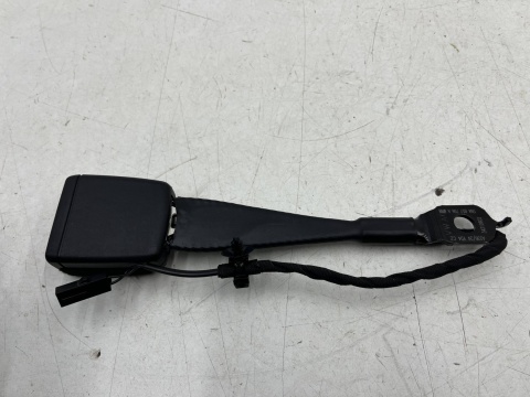 Pas bezpieczeństwa VW Tiguan II 5na T-Roc Audi Q2 Ateca Tarraco Kodiaq 16r.- NOWY prawy lewy przedni napinacz zapinka klamra