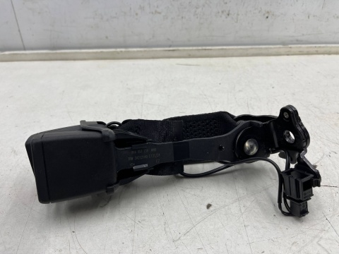 Pas bezpieczeństwa VW Tiguan II 5na T-Roc Audi Q2 Ateca Tarraco Kodiaq 16r.- NOWY tylny napinacz zapinka klamra podwójna