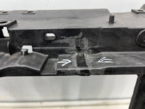 Pas przedni Mazda 3 IV BP 2019r.- wzmocnienie ramka chłodnic oryginalne bcjh-53111