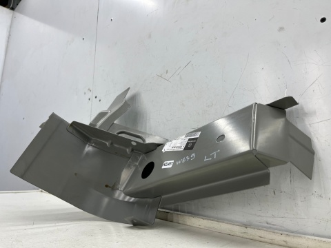 Poszycie Mercedes Vito Viano w639 03-14r. pas tylny lewe tylne wzmocnienie słupku D panel mocowanie odbojnika NOWE ORYGINALNE