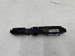 Ślizg BMW F07 13-17r. LIFT lewe mocowanie nakładki ozdobnej błotnika przedniego lewy przód 7336643