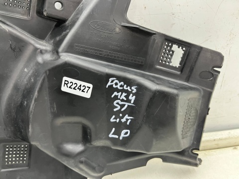 Ślizg Ford Focus MK4 ST Lift ST Line 20-25r. lewe przednie mocowanie zderzaka nadkola wspornik halogenu lewy przód nx7b-17e889-s