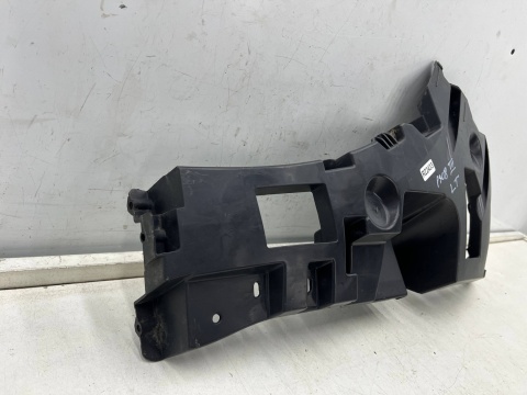 Ślizg Peugeot 308 III T10 HB 21r.- lewe tylne mocowanie zderzaka wspornik lewy tył 9835306880