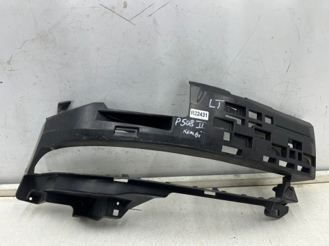 Ślizg Peugeot 508 II SW kombi 18r.- lewe tylne dolne mocowanie kosz przeciwmgielnego światła zderzaka wspornik lewy tył