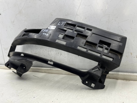 Ślizg Peugeot 508 II SW kombi 18r.- lewe tylne dolne mocowanie kosz przeciwmgielnego światła zderzaka wspornik lewy tył