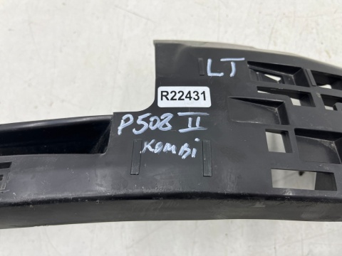 Ślizg Peugeot 508 II SW kombi 18r.- lewe tylne dolne mocowanie kosz przeciwmgielnego światła zderzaka wspornik lewy tył