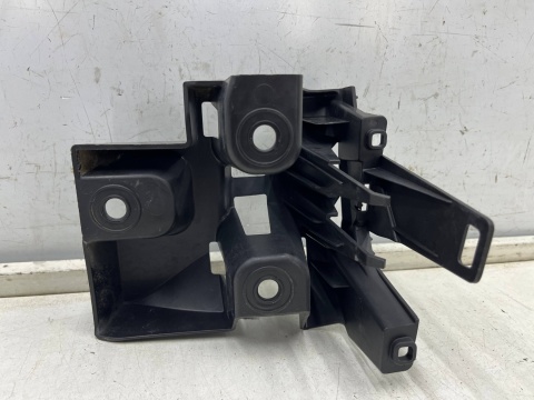 Ślizg Peugeot 508 II SW kombi 18r.- lewe tylne mocowanie zderzaka wspornik lewy tył 9818876780