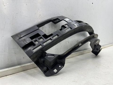 Ślizg Peugeot 508 II SW kombi 18r.- prawe tylne dolne mocowanie kosz przeciwmgielnego światła zderzaka wspornik prawy tył