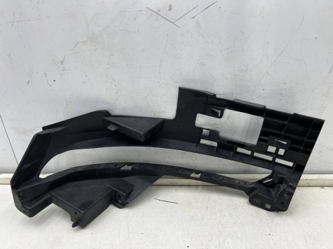 Ślizg Peugeot 508 II SW kombi 18r.- prawe tylne dolne mocowanie kosz przeciwmgielnego światła zderzaka wspornik prawy tył