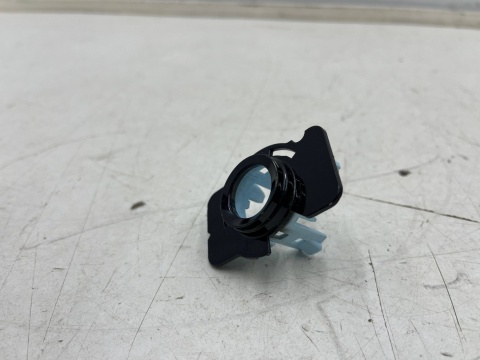 Uchwyt czujnika PDC Mazda 3 IV BP 19r.- przedni kosz ramka mocowanie na czujnik cofania parkowania oryginal b0j2-67uc5