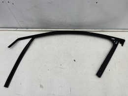 Uszczelka Renault Megane 4 IV 16-24r. guma szyby ramki prawych przednich drzwi prawy przód NIE USZKODZONA 803312944r