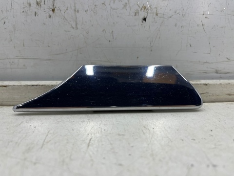 Zaślepka dyszy spryskiwaczy Ford Kuga MK1 08-12r. PRAWA zaślepka reflektora na spryskiwacz reflektora CHROM 166724-00