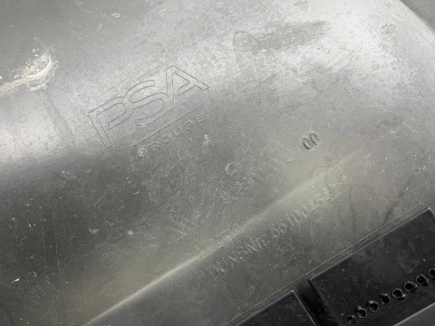 Zderzak tylny Peugeot 308 3 III T10 21r.- tył HB Hatchback PDC 9837748780