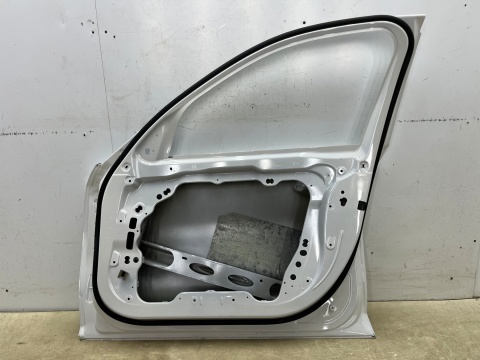 Drzwi BMW 3 G20 G21 18r.- prawe przednie prawy przód 7432180