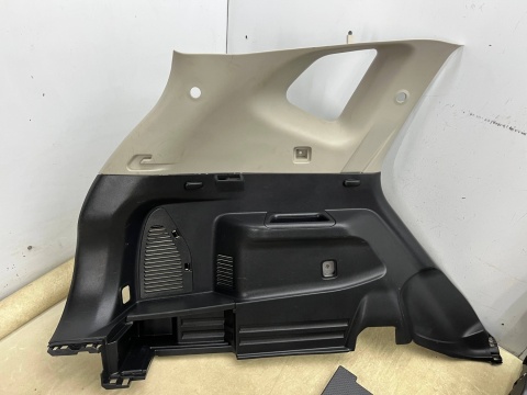 Fotele Nissan X-Trail III T32 Rogue 13-21r. przeróbka na 7 osobowy kanapa trzeci 3 rząd skórzana boczki mocowania pasy komplet