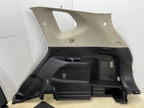 Fotele Nissan X-Trail III T32 Rogue 13-21r. przeróbka na 7 osobowy kanapa trzeci 3 rząd skórzana boczki mocowania pasy komplet