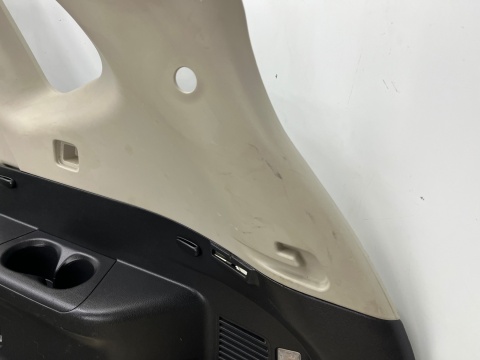 Fotele Nissan X-Trail III T32 Rogue 13-21r. przeróbka na 7 osobowy kanapa trzeci 3 rząd skórzana boczki mocowania pasy komplet