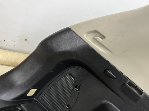 Fotele Nissan X-Trail III T32 Rogue 13-21r. przeróbka na 7 osobowy kanapa trzeci 3 rząd skórzana boczki mocowania pasy komplet