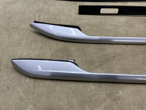 Relingi dachowe Nissan X-Trail III T32 Rogue 13-21r. mocowania bagażnika na dach zaślepki listwy lewa prawa KOMPLET