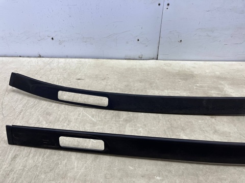 Relingi dachowe Nissan X-Trail III T32 Rogue 13-21r. mocowania bagażnika na dach zaślepki listwy lewa prawa KOMPLET