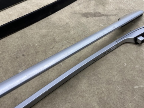 Relingi dachowe Nissan X-Trail III T32 Rogue 13-21r. mocowania bagażnika na dach zaślepki listwy lewa prawa KOMPLET