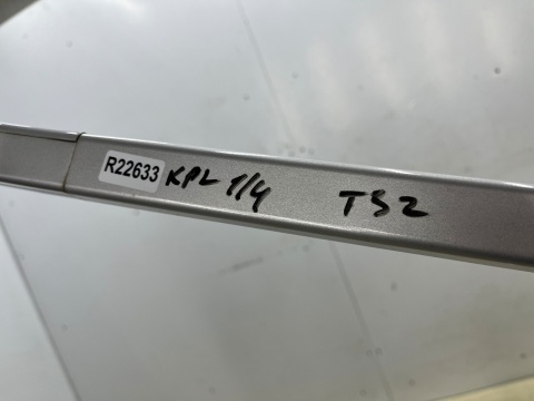 Relingi dachowe Nissan X-Trail III T32 Rogue 13-21r. mocowania bagażnika na dach zaślepki listwy lewa prawa KOMPLET