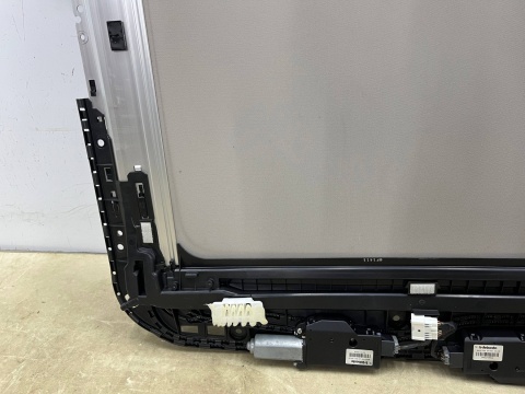 Szyberdach Nissan X-Trail III T32 Rogue 13-21r. panorama szyba roleta kompletny z silniczkami i wązką