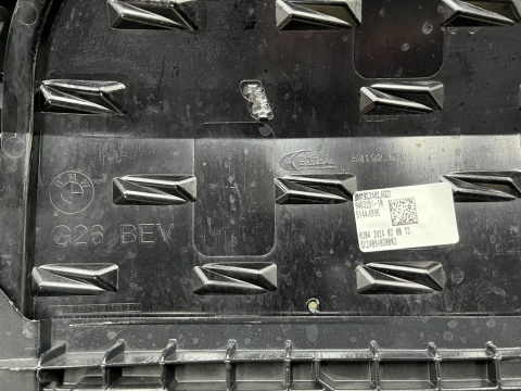 Zderzak przedni BMW i4 G26 M-Pakiet 21r.- przód 6XPDC 9881896