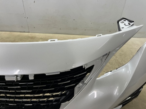 Zderzak przedni Peugeot 3008 5008 II 2 16-20r. przód Full Led 6XPDC 9815499077