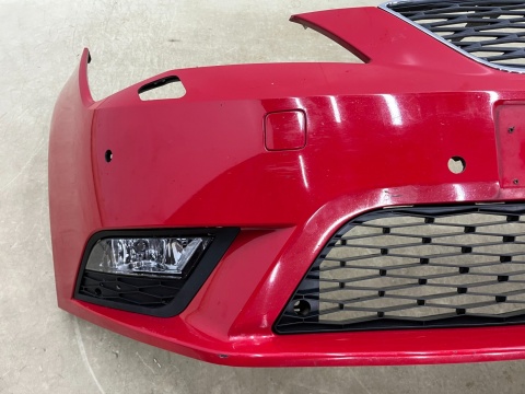 Zderzak przedni Seat Leon 3 III 12-16r. Przedlift przód 4XPDC spryski 5F0807221