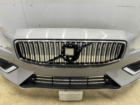 Zderzak przedni Volvo V60 2 II S60 3 III 18r.- przód 6XPDC spryski 31690589