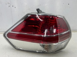 Lampa Nissan X-Trail III T32 Rogue 13-17r. Przedlift LEWA tylna w błotnik oryginalna lewy tył EUROPA Koito 220-17939