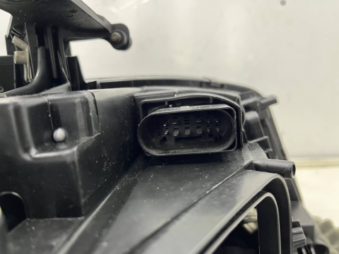 Lampa reflektor Audi A4 B8 07-11r. LEWA przednia BI Xenon BiXsenon nieskrętny Europa oryginal lewy przód 8k0941003c