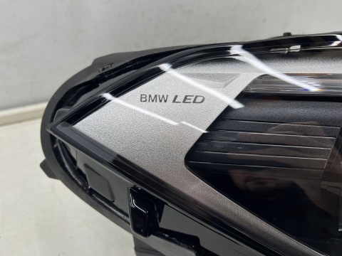 Lampa reflektor BMW X1 F48 LCI Lift 19-22r. prawa przednia FULL LED Europa oryginal prawy przód 5a01172